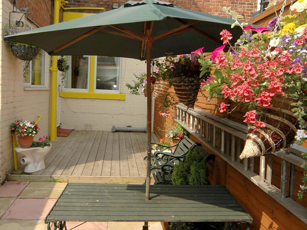 Roker View Guest House Sunderland  Buitenkant foto