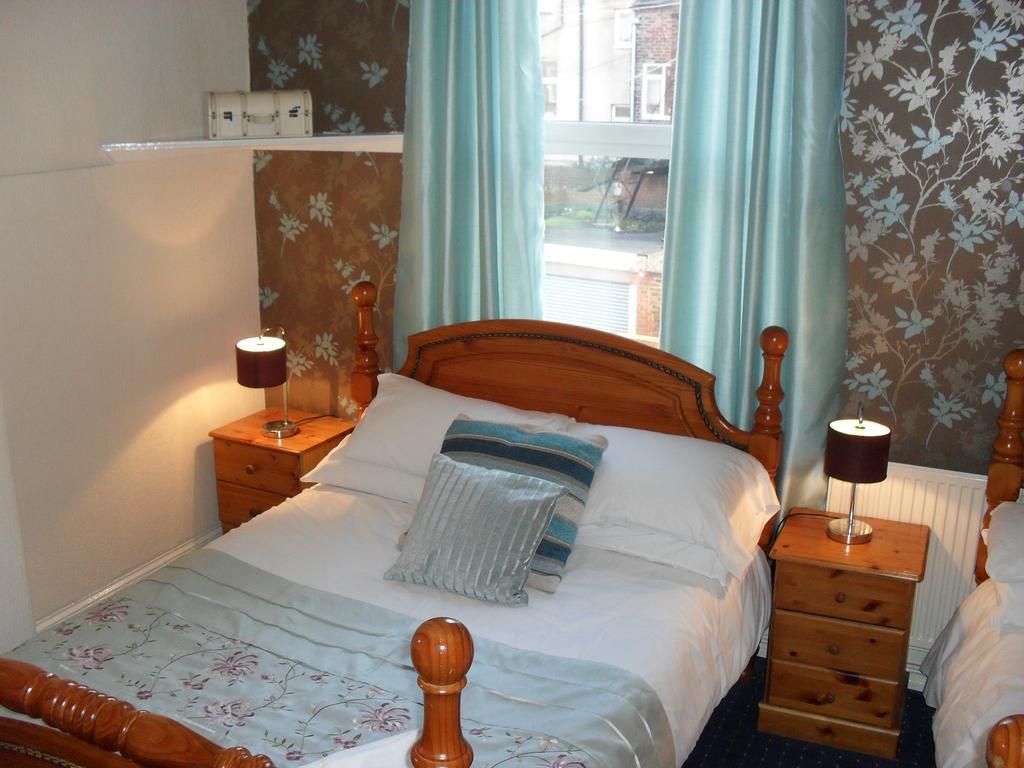 Roker View Guest House Sunderland  Buitenkant foto
