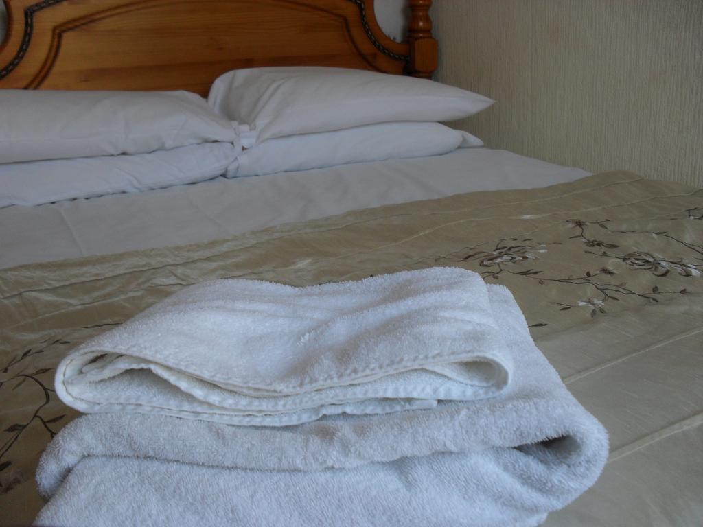 Roker View Guest House Sunderland  Buitenkant foto
